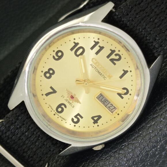 Vintage 1989 Citizen Automatic Mens Silver Watch W/daydate & Gold accents - Picture 1 of 9
